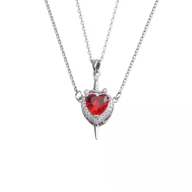 گردنبند مدل قلب و شمشیر بسته 2 عددی