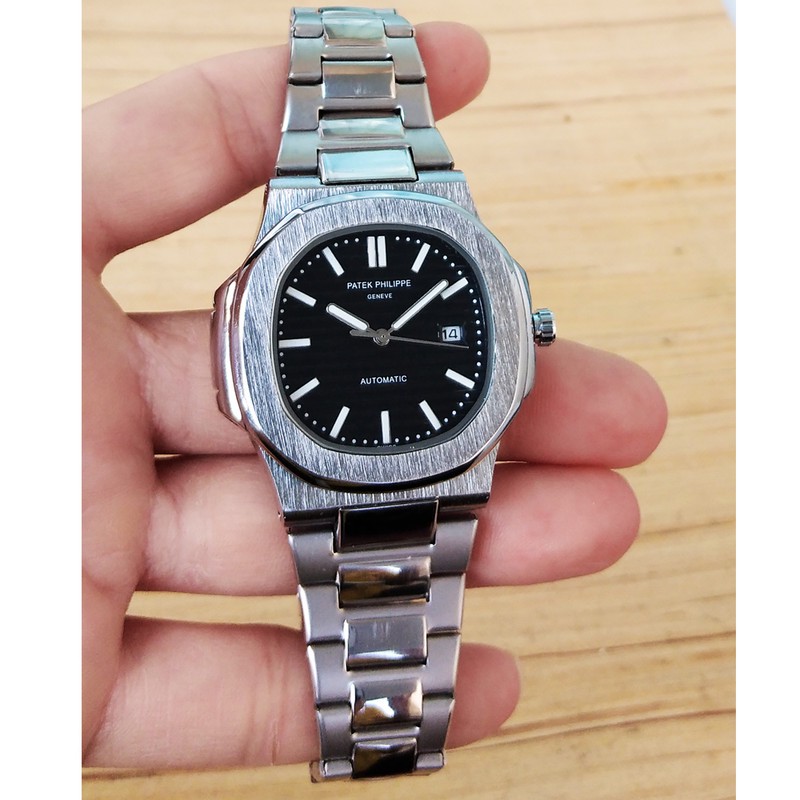 ساعت مچی عقربه ای مردانه مدل ناتیلوس بندفلزی کد Patek Philippe NAUTILUS P8168B