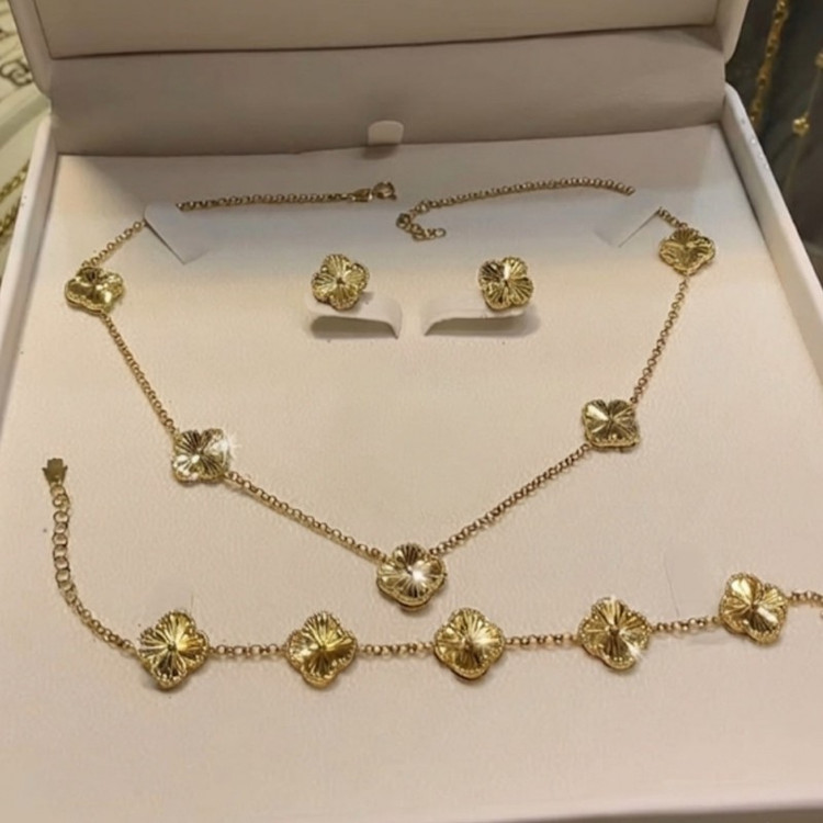 نیم ست زنانه مدل ونکلیف