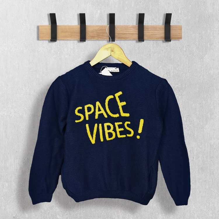 پلیور یقه گرد پسرانه کولزیون مدل برجسته SPACE VIBES
