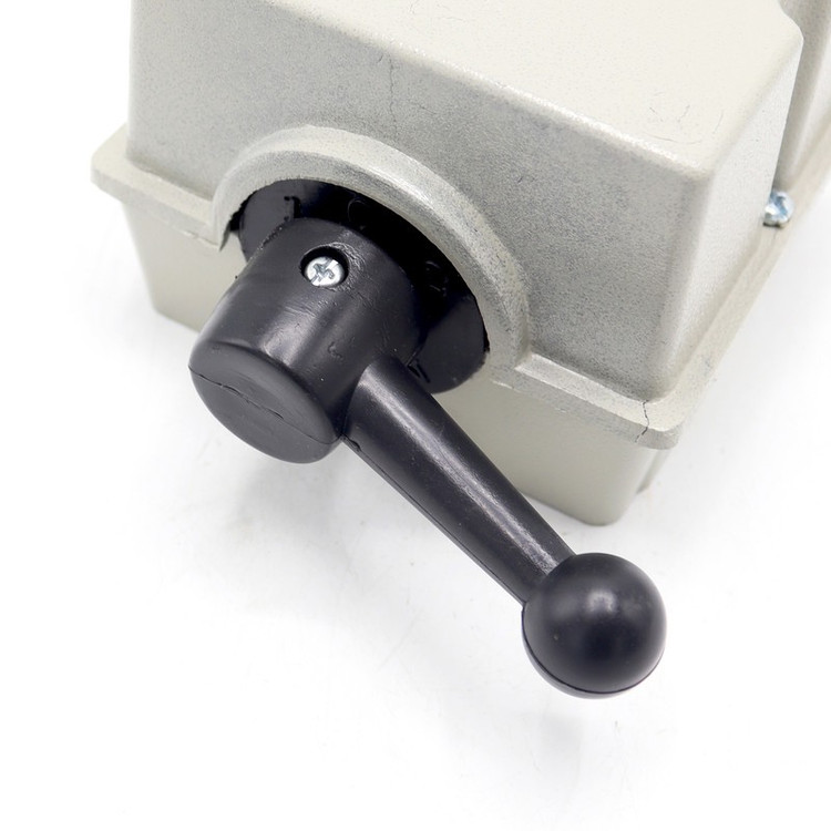 کلید بالابر ساختمانی مدل بلک بول کد YP-P-30AMP