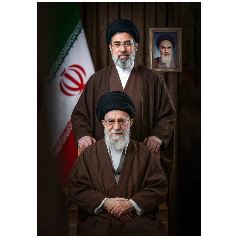 پرچم طرح رهبر شهید سید علی خامنه ای و آیت الله مجتبی خامنه ای