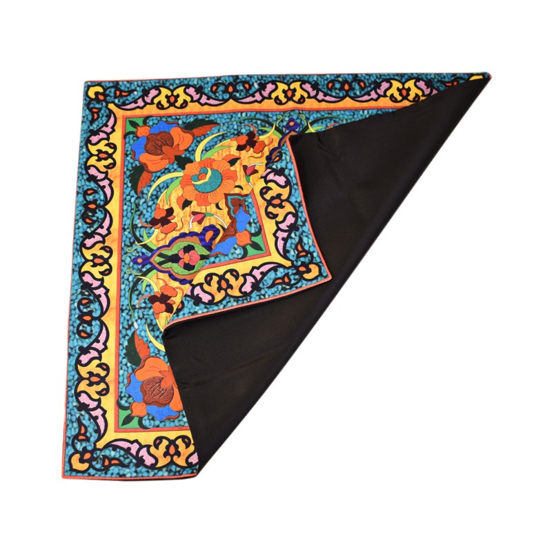 رومیزی مدل مخمل طرح کاشی کد 107