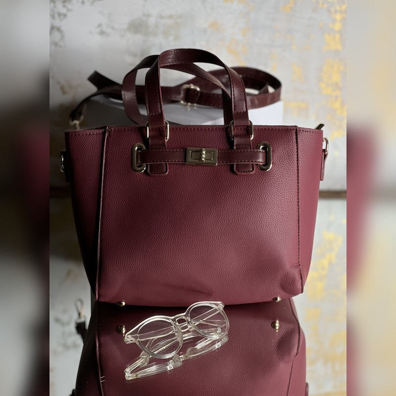 کیف دوشی زنانه ال سی وایکیکی مدل سگگ دار LW 289