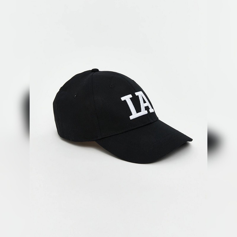 کلاه کپ ال سی وایکیکی مدل گاباردین lw 413