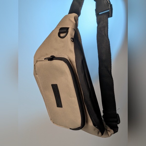 کیف کراس بادی مردانه ال سی وایکیکی مدل LW 421